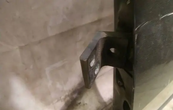 Front door upper hinge