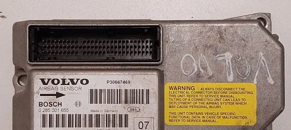 Volvo V70 Airbag control unit/module 0285001655 P30667469 700531134