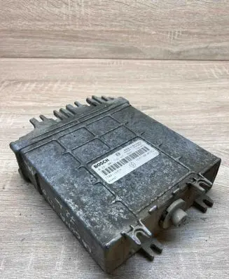 Renault Laguna I Engine control unit/module ECU HOM7700105952 0281001766 7700114354