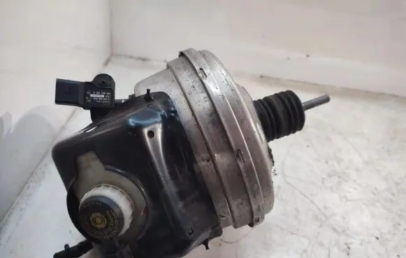 Audi A7 S7 4G Brake booster 4G2612103G