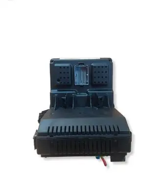 Volvo V70 Fuse module 30728542 04W532