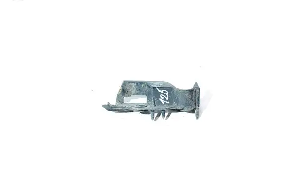 Audi A4 S4 B8 8K Front bumper mounting bracket 8K0807284E 8K0807284