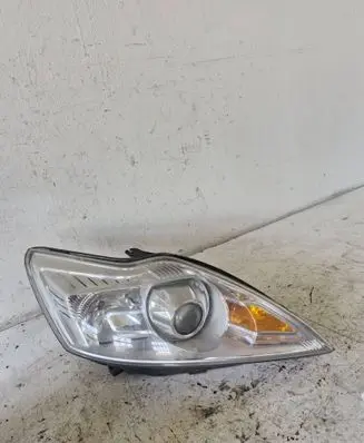 Ford Focus Headlight/headlamp 8M5113D154AD