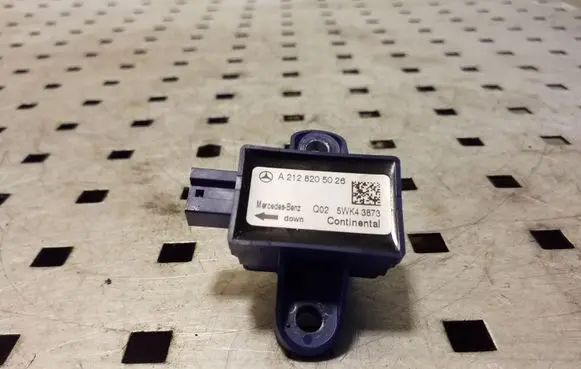 Mercedes-Benz E W212 Airbag deployment crash/impact sensor A2128205026