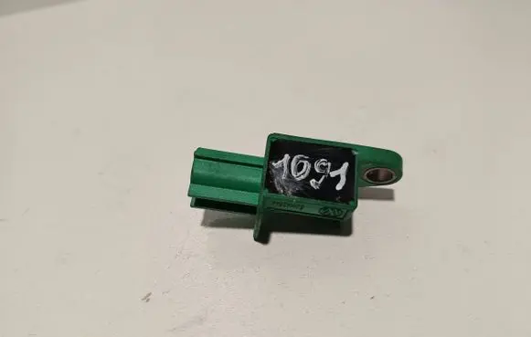 Audi A6 S6 C6 4F Airbag deployment crash/impact sensor 1K0909606C 5WK43544