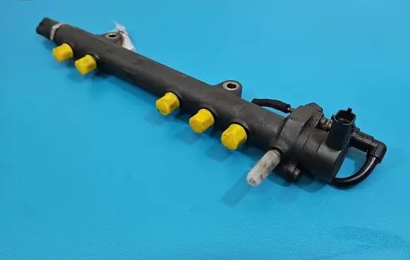 Opel Corsa C Fuel main line pipe 0445214044 IMPRK1560004