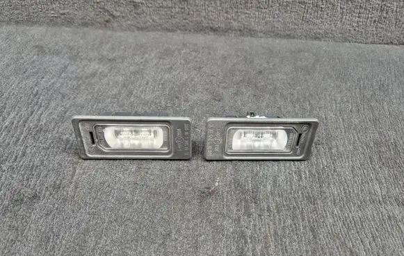 Audi A7 S7 4G Number plate light 4G0943021 4G0943021A