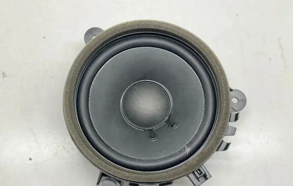 Volvo V70 Rear door speaker 30657445
