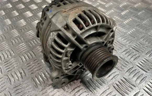 Renault Scenic II - Grand scenic II Generator/alternator 028903078b