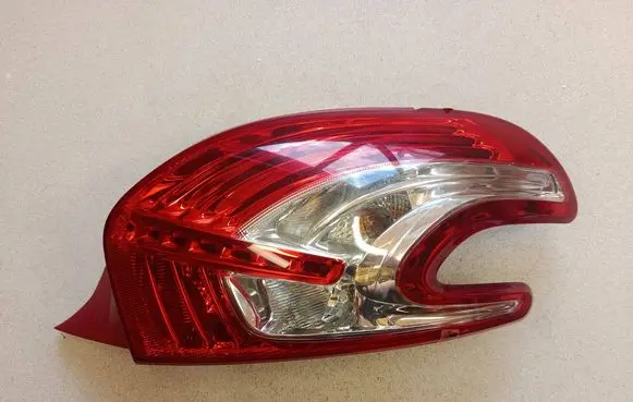Peugeot 208 I Rear/tail lights 967262838002 U08151A