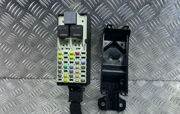 Jaguar XE Fuse box set GX7314A067EA