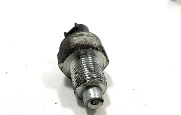 Honda CR-V Reversing light switch sensor 5D18