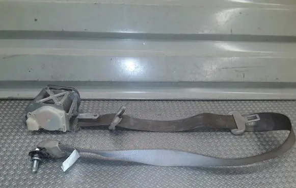 Hyundai Sonata Front seatbelt 888100A000QD