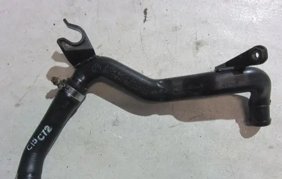 BMW 5 F10 F11 Engine coolant pipe/hose 6781897