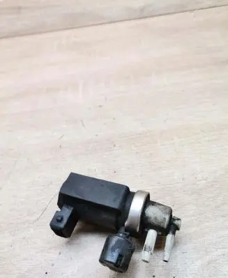 Valve vacuum