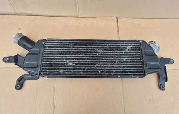 Peugeot 4007 Intercooler radiator 1530A061