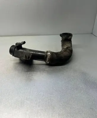 Audi A4 S4 B8 8K Air intake hose/pipe 8K0145673