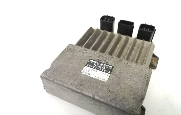 Lexus IS 220D-250-350 Engine control unit/module 8987120070 1310001371