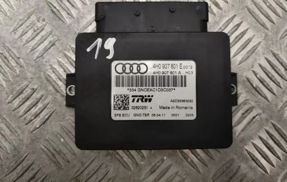 Audi A8 S8 D4 4H Rear brake EMF control unit/module 4H0907801E