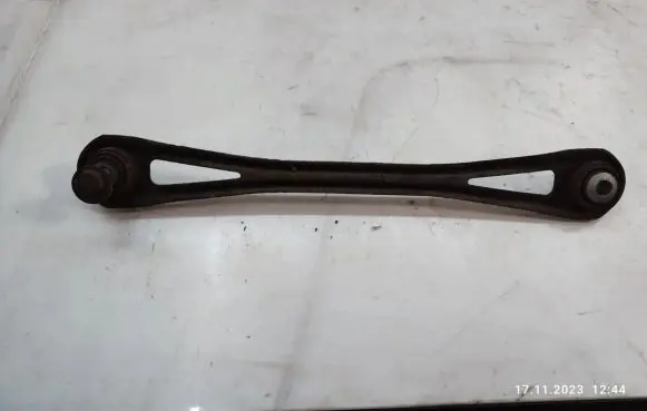 Audi Q7 4L Rear control arm