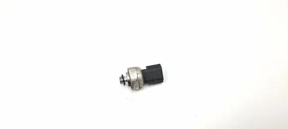 Hyundai i40 Air conditioning (A/C) pressure sensor 42CP812 T211CZ7