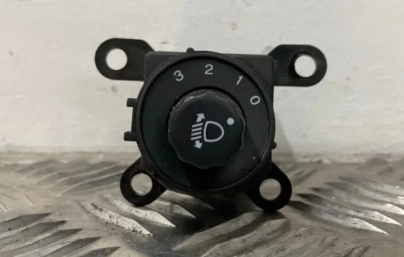 Honda Civic Headlight level height control switch M30424