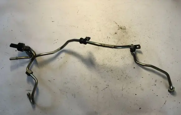 BMW 7 F01 F02 F03 F04 Fuel main line pipe 7622231 762223102 0261230349