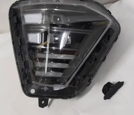 Hyundai Kona II Headlight/headlamp 92102BE100 E07RSX2 R009E072ZN3