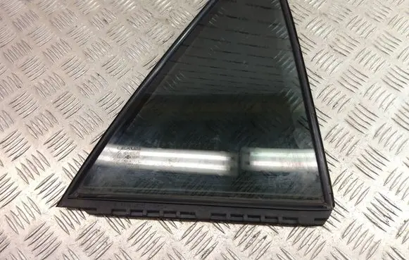 Lexus RX 300 Rear vent window glass 68188-48030