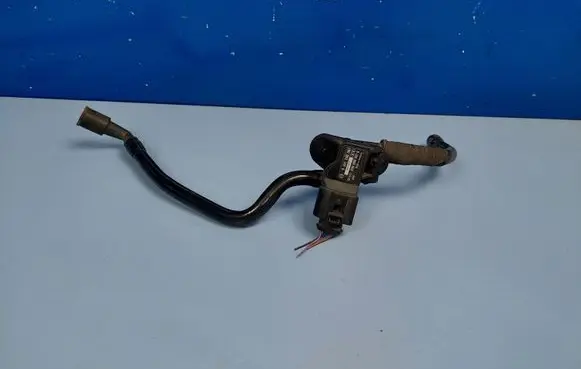 Volkswagen Touran I Air pressure sensor 036906051G 0261230081