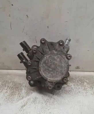 Volkswagen PASSAT B6 Vacuum pump 03G145209