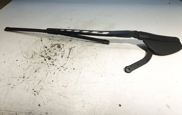 BMW 5 E60 E61 Front wiper blade arm 61617035103 179894