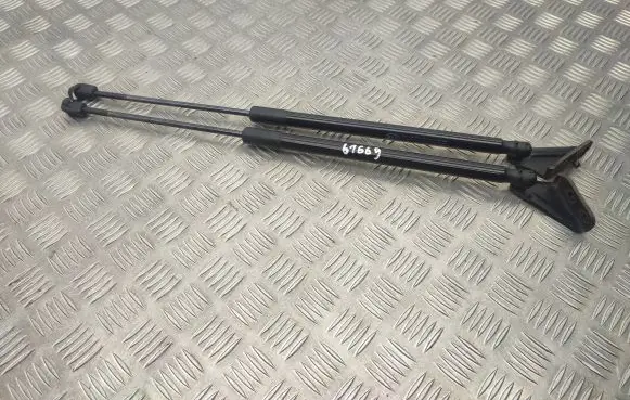KIA Sportage Tailgate/trunk strut/damper 81770F1000