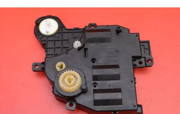 Toyota Yaris Air flap motor/actuator 0638009090