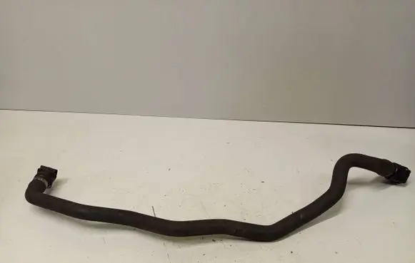 BMW X5 E70 Engine coolant pipe/hose 8377671