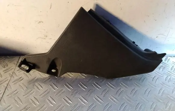 Toyota Land Cruiser (J200) Other center console (tunnel) element 6211160150