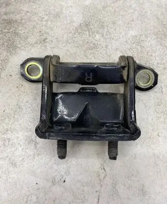 Nissan Pathfinder R51 Rear door upper hinge 