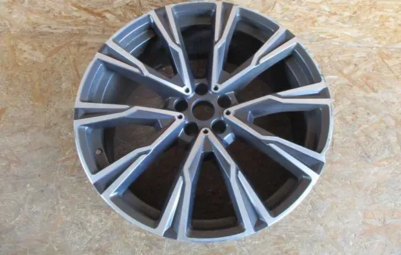 BMW X7 G07 R22 alloy rim 8074222