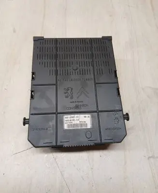 Peugeot 407 Fuse module 216760315B