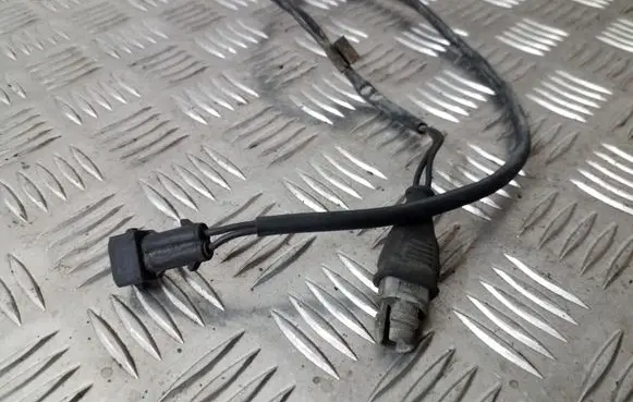 Audi A6 S6 C4 4A Outside/exterior temperature sensor 4A0820535