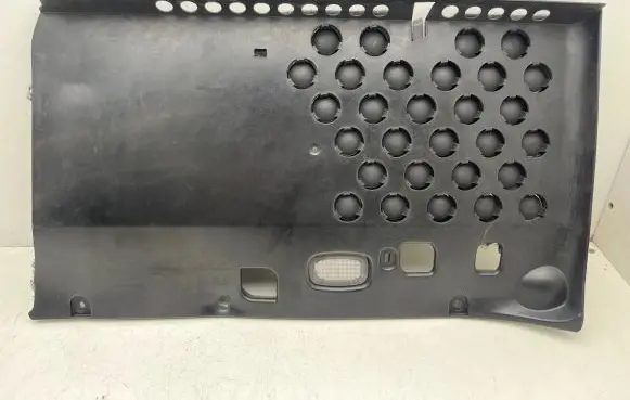 Mercedes-Benz S W221 Dashboard lower bottom trim panel A2216801039