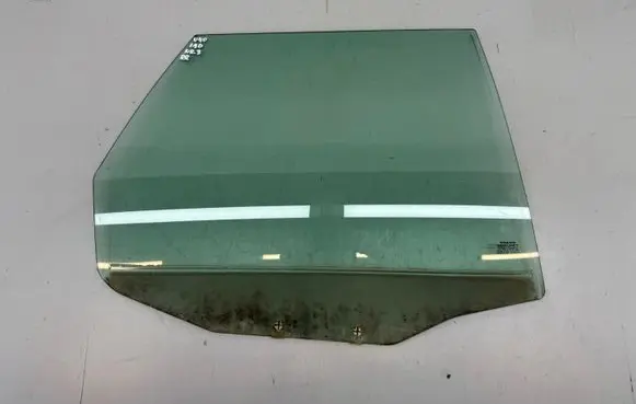 Volvo S40, V40 Rear door window glass 