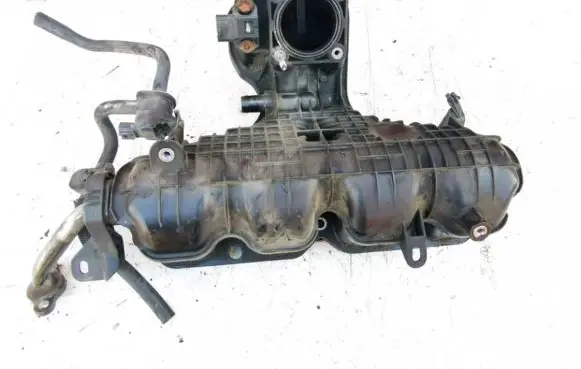 Toyota Auris 150 Intake manifold 1712037050