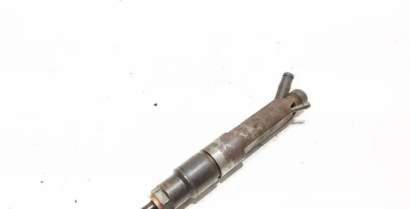 Fuel injector