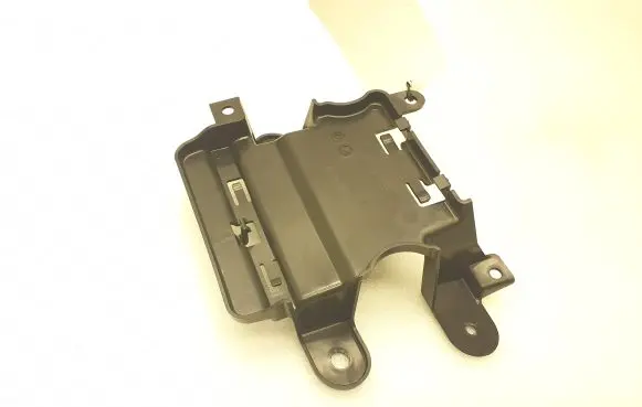 Volvo XC40 Radiator mount bracket 32130100