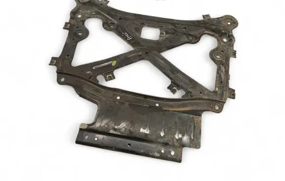 Audi Q7 4M Front subframe 4M1399345C