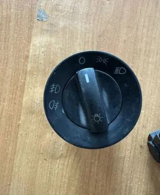 Volkswagen Transporter - Caravelle T5 Light switch