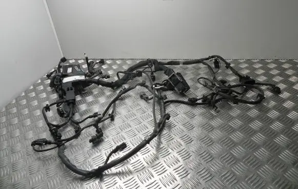 Mercedes-Benz C AMG W205 Engine installation wiring loom A2741509888 VD12289