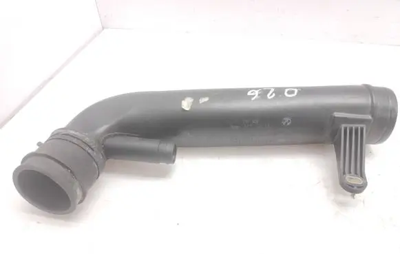 Audi Q3 8U Intercooler hose/pipe 5C0129654 5C0129656 8LA2569