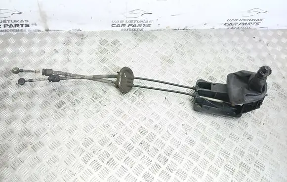 Peugeot 307 Gear shifter/selector 